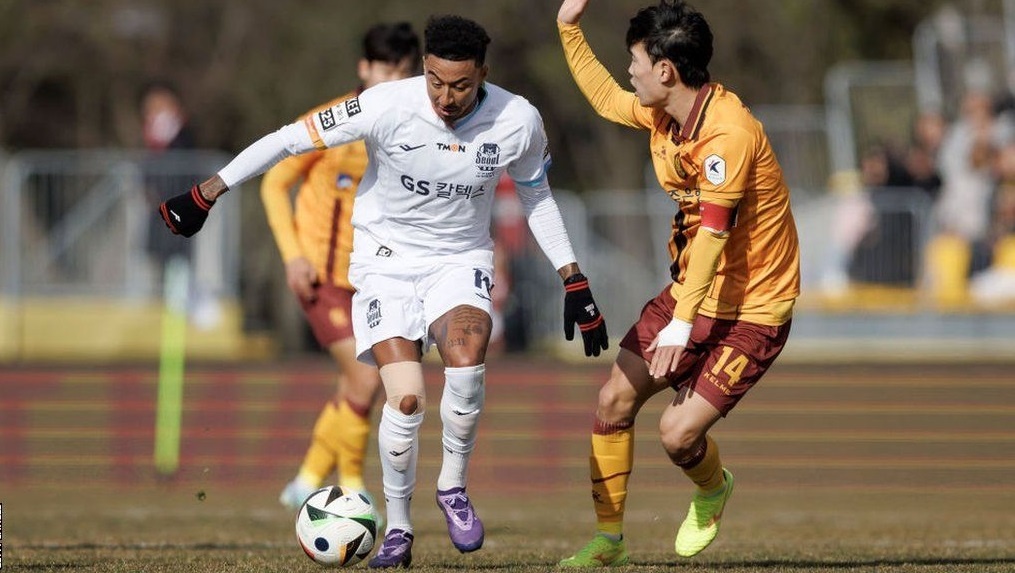 Lingard vuot kho tai Han Quoc hinh anh