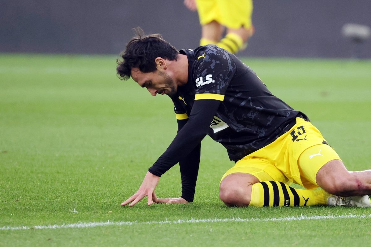 Noi buon cua Hummels hinh anh