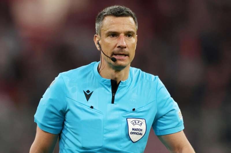 Thu lao cua trong tai bat tran chung ket Champions League hinh anh