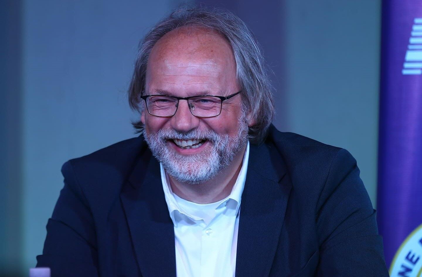 HLV tuyen Philippines: 'Chung toi mong gay bat ngo truoc Viet Nam' hinh anh