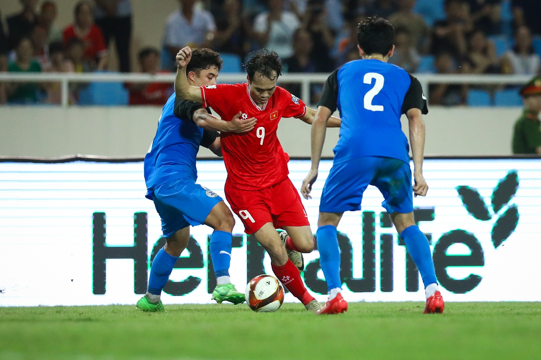 Viet Nam thang Philippines anh 10