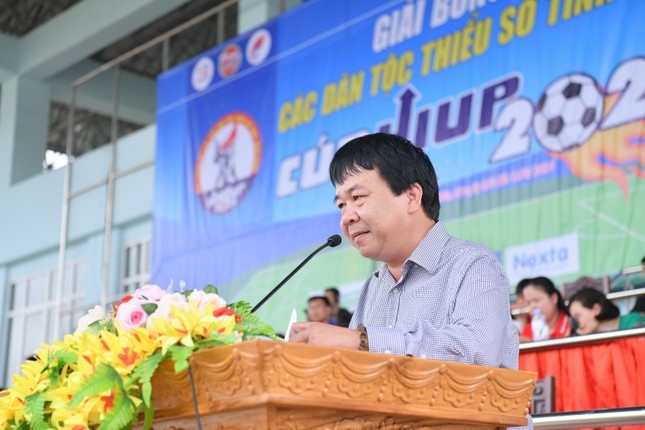 giai bong da dan toc anh 1