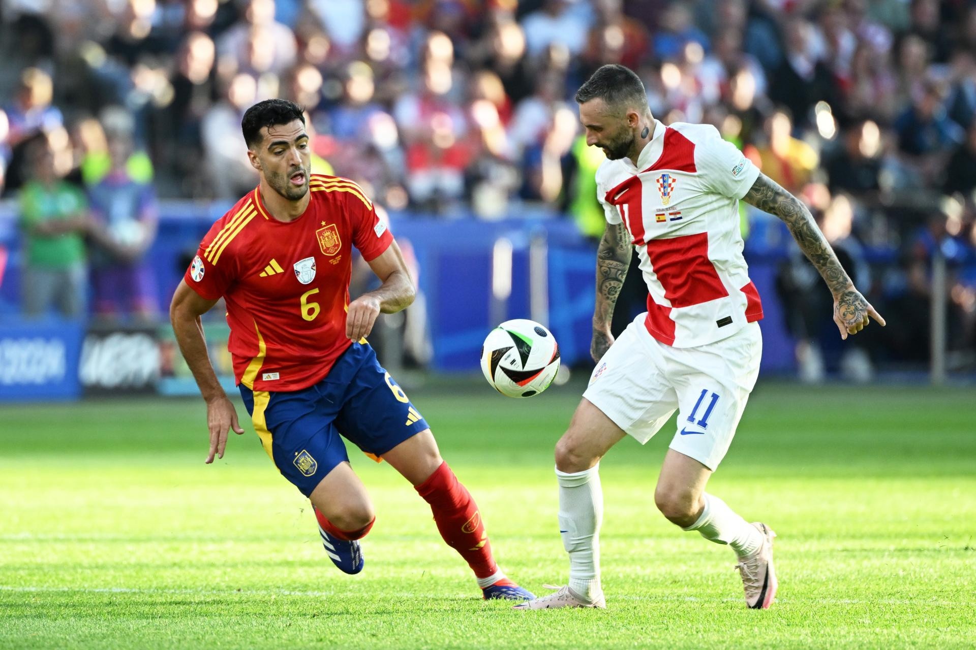 Dong doi cua Ronaldo bi chi trich hinh anh