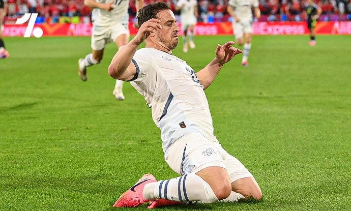 Shaqiri lap sieu pham, Thuy Si sang cua vao vong 16 doi hinh anh