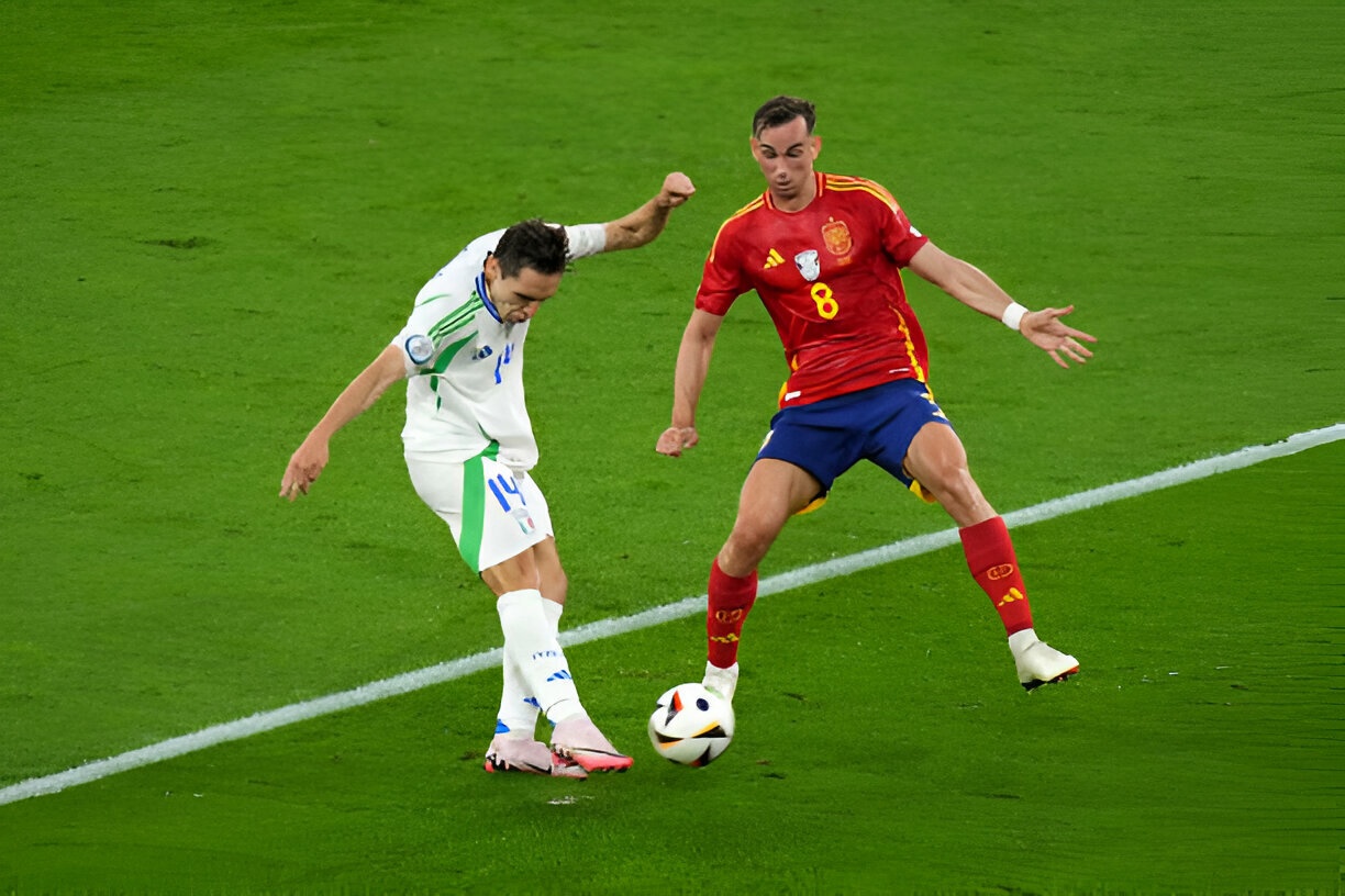 Tay Ban Nha dau Italy anh 3