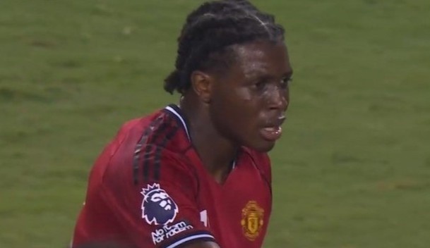 Dorgu khien MU lo lang hinh anh