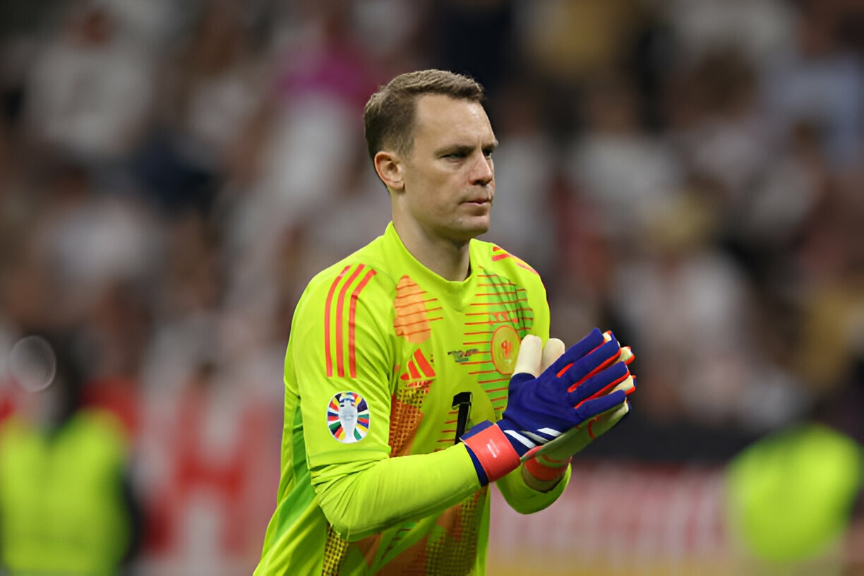 Neuer lap ky luc anh 2