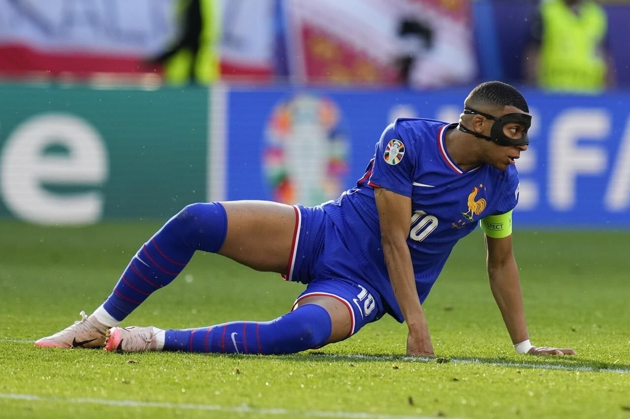 Mbappe  ảnh 2 Mbappe anh 2