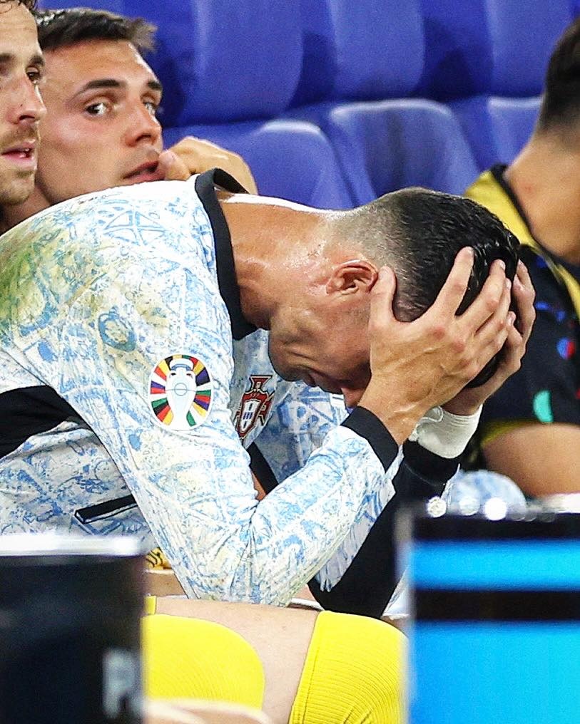 Ronaldo noi gian anh 8