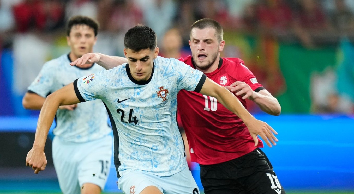 Ronaldo noi gian anh 7