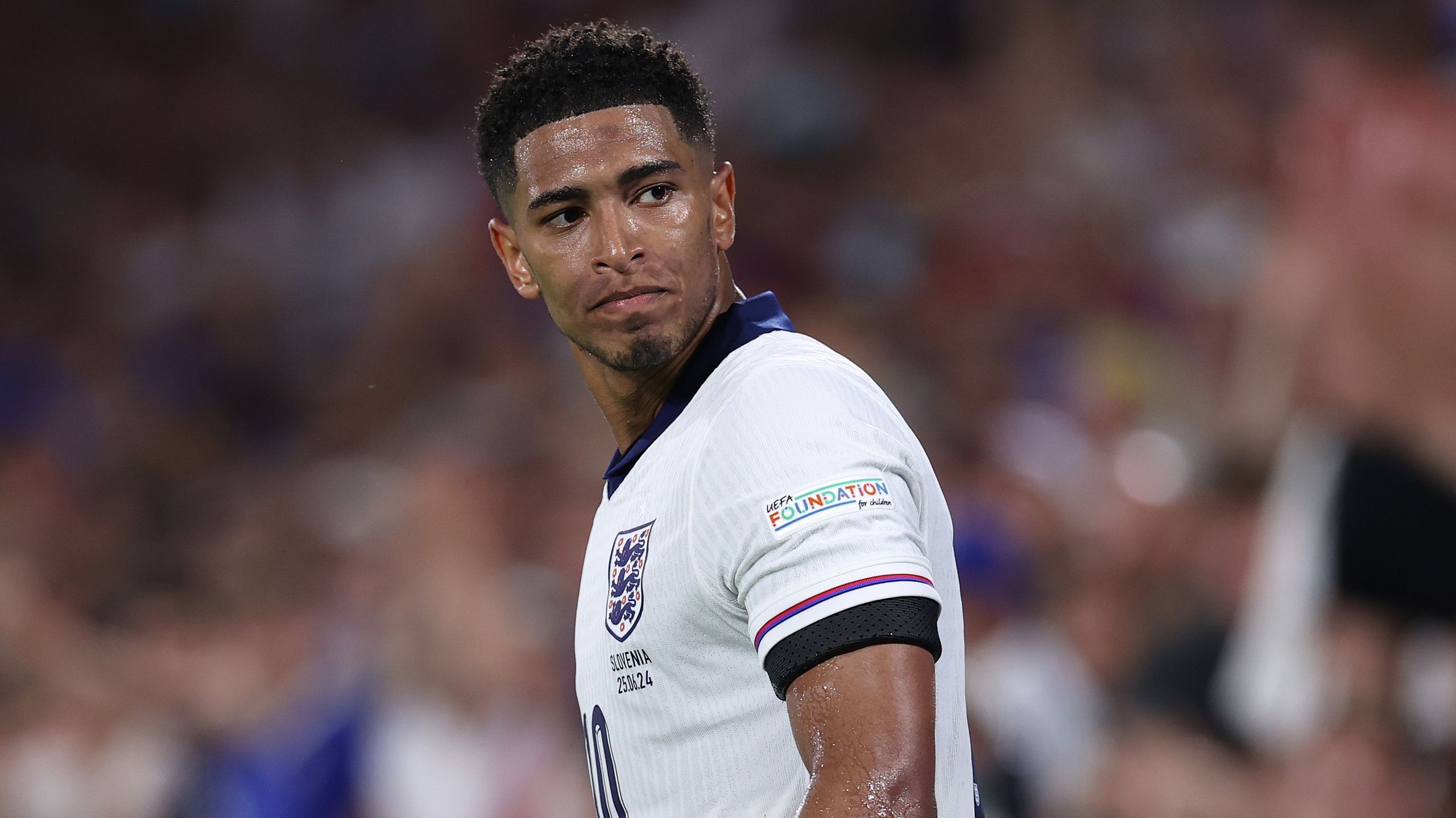 Tuyen Anh khong the thieu Bellingham hinh anh