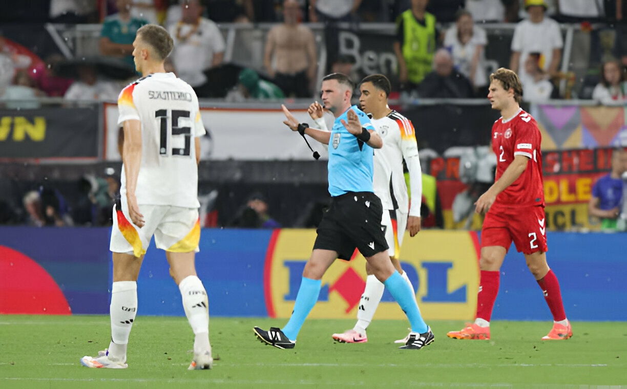 Duc dau Dan Mach anh 1