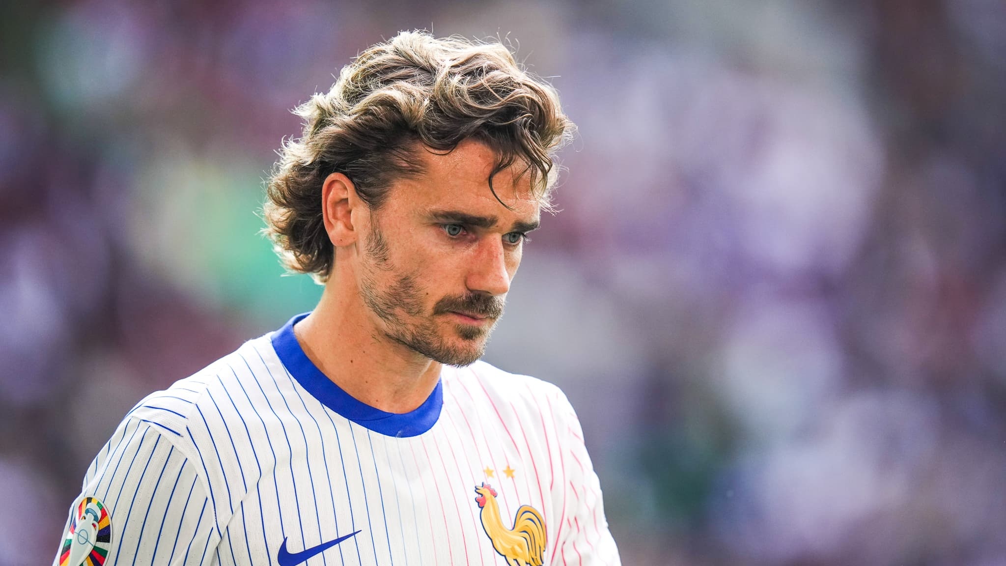 Griezmann dang met moi hinh anh