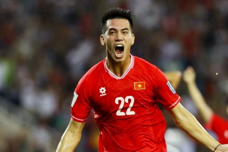 Tien Linh, Quang Hai hoi ngo HLV Park Hang-seo hinh anh