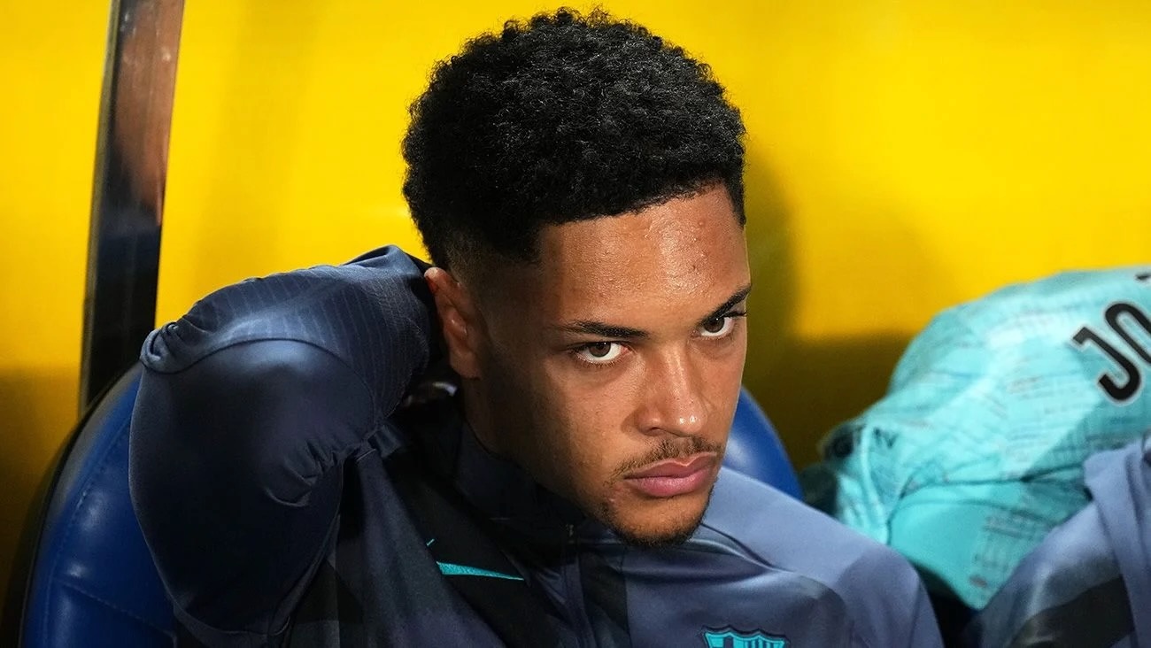 Sao tre Brazil khon don o Barca hinh anh