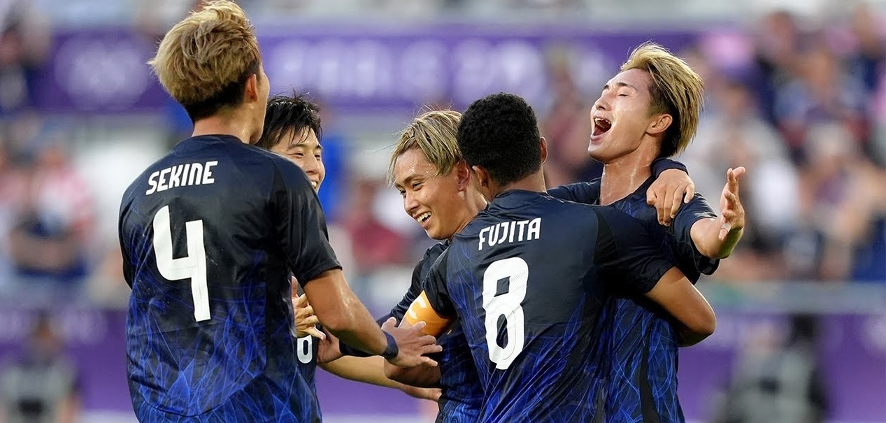 Olympic Nhat Ban de bep Paraguay 5-0 hinh anh