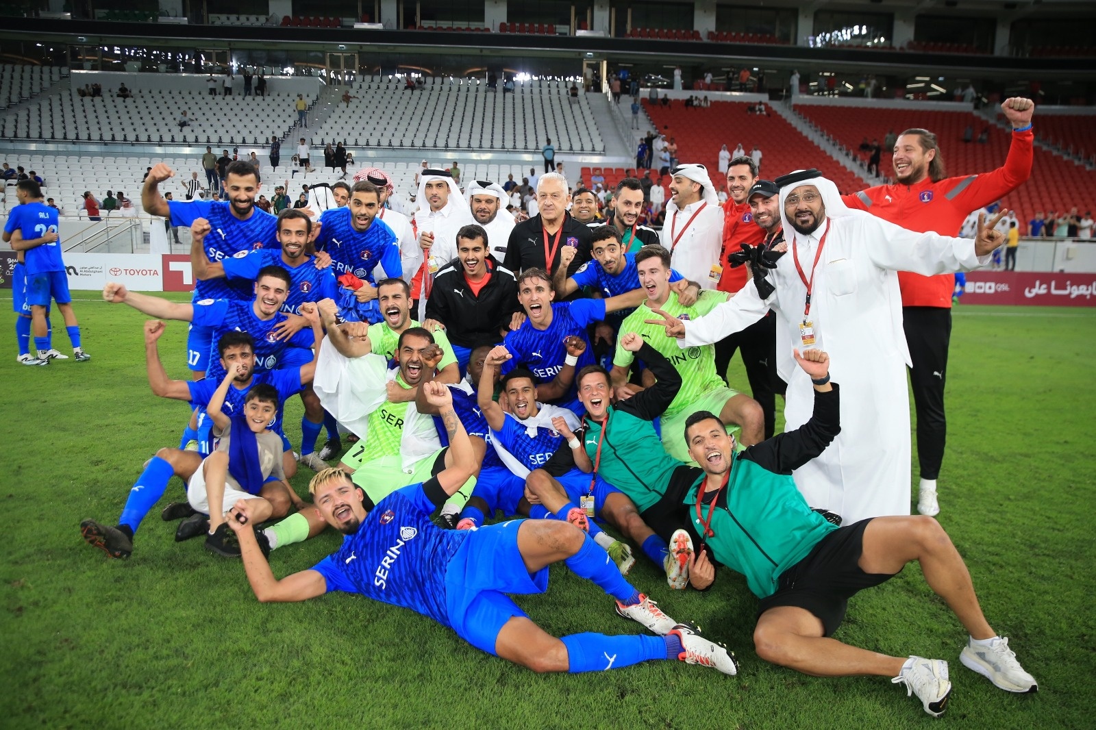 Saudi Arabia hua doi doi cho cau thu ban chuyen hinh anh