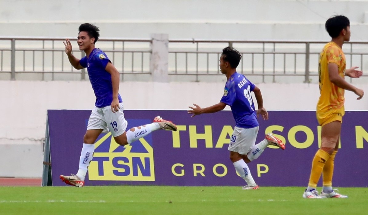 U17 Ha Noi vo dich anh 1