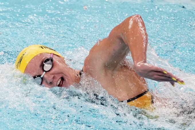 Ledecky thua Titmus o 'Cuoc dua the ky' hinh anh