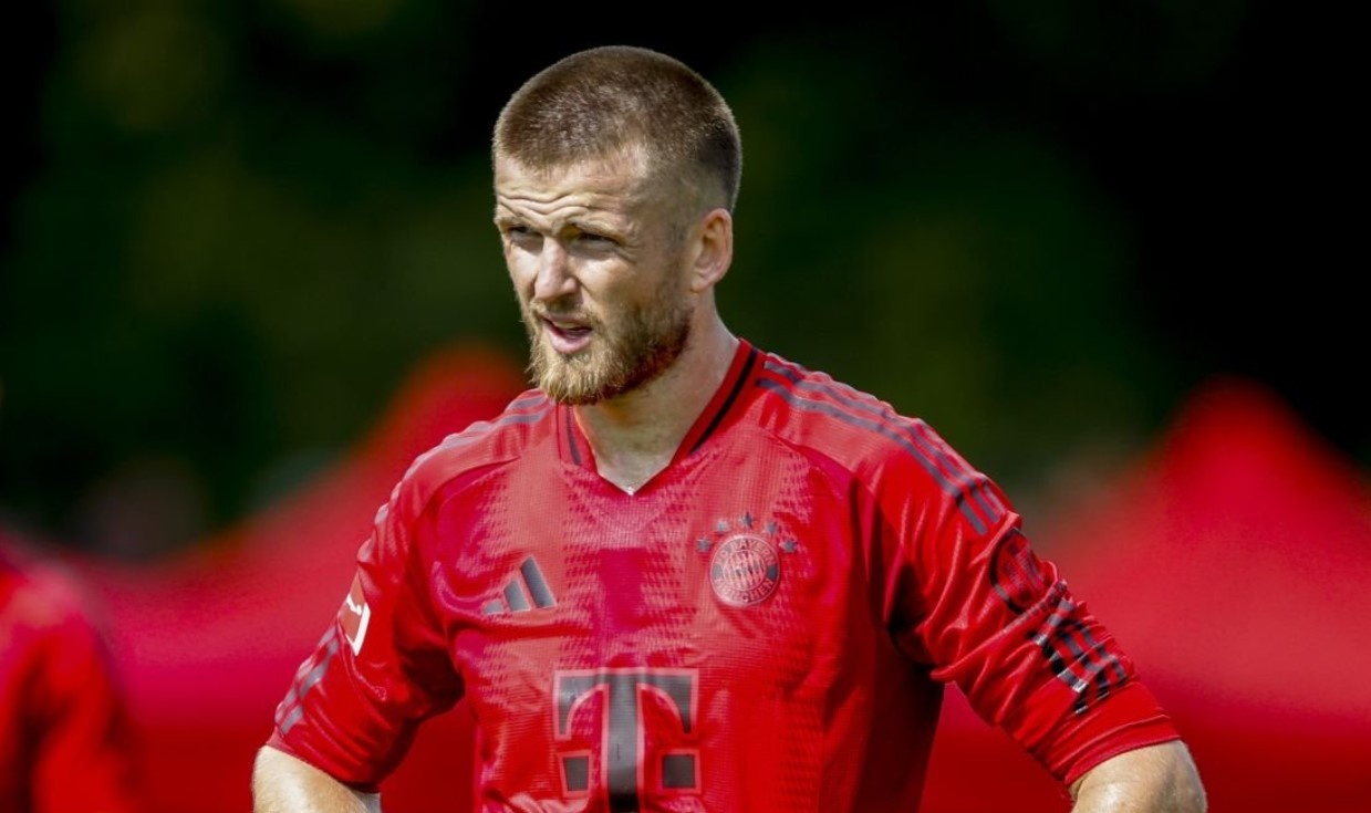 Doi bong hang Tu tao cu soc truoc Bayern hinh anh