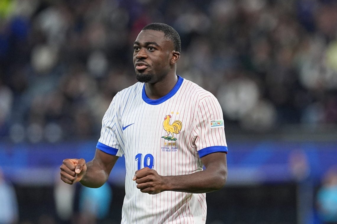 MU muon thay Casemiro bang tuyen thu Phap hinh anh