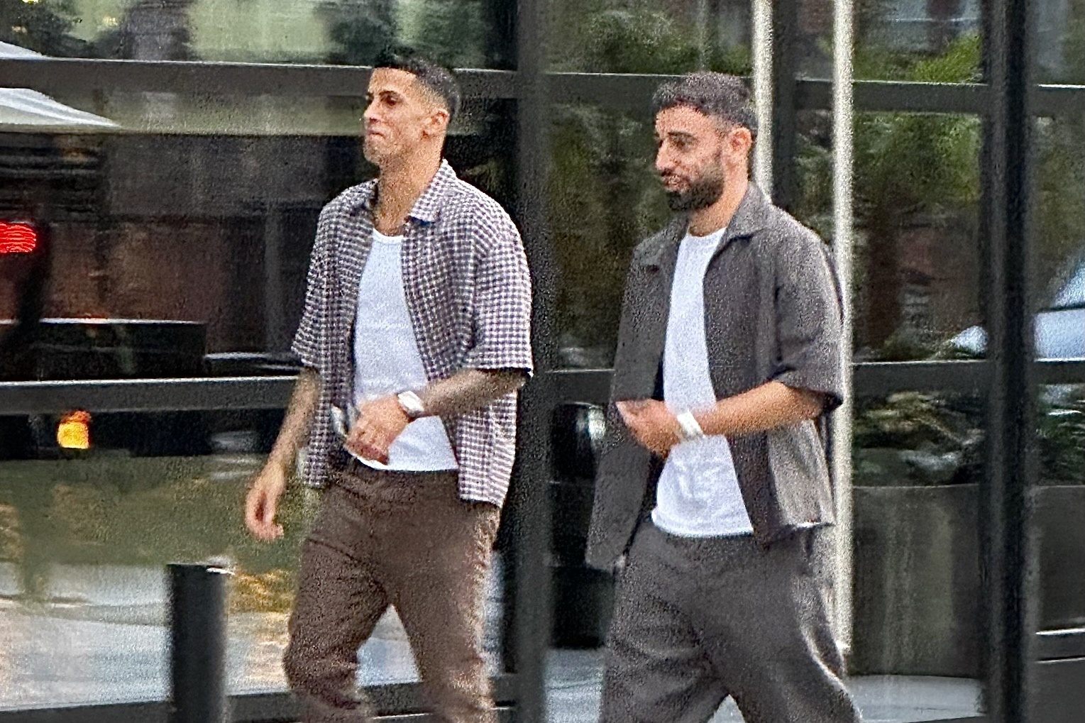 Cau thu MU va Man City di an voi nhau truoc Sieu cup Anh hinh anh