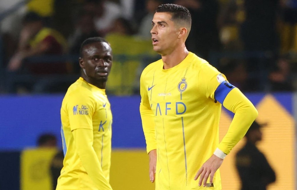 Mau thuan voi Ronaldo, Mane muon roi Al Nassr hinh anh