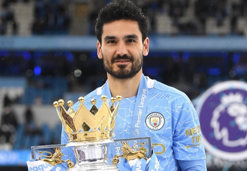 Barca bieu khong Gundogan cho Man City hinh anh