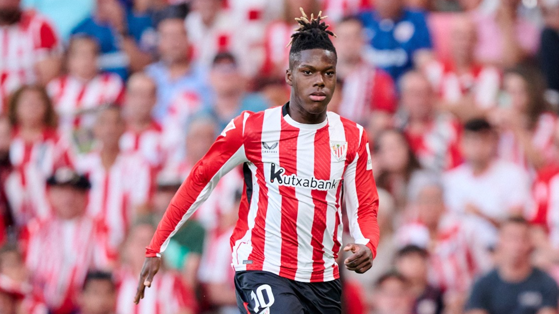 Nico Williams sa sut hinh anh