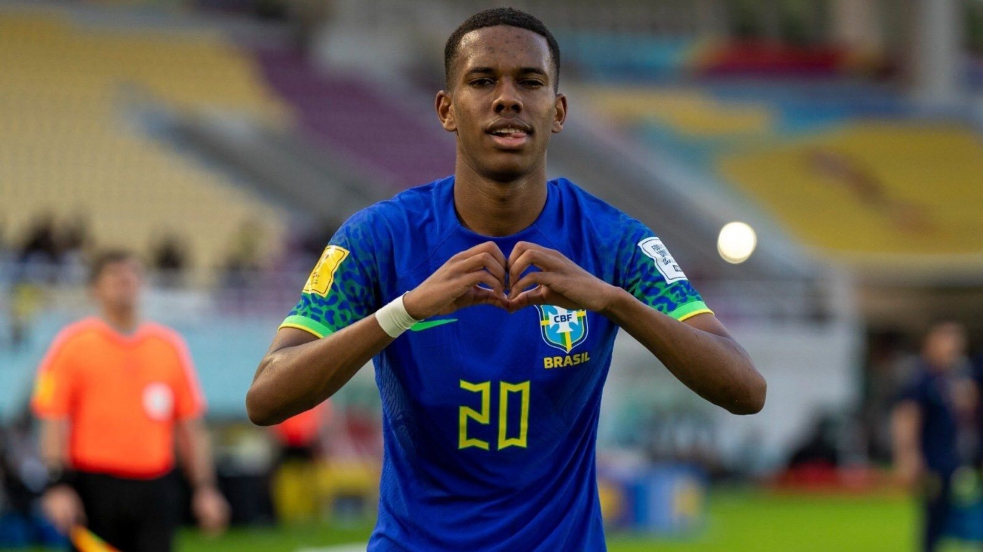 Than dong Chelsea se giai cuu tuyen Brazil? hinh anh