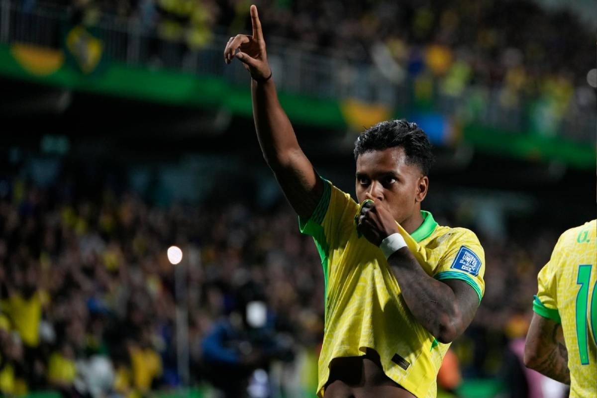 Brazil thoat hiem o vong loai World Cup hinh anh