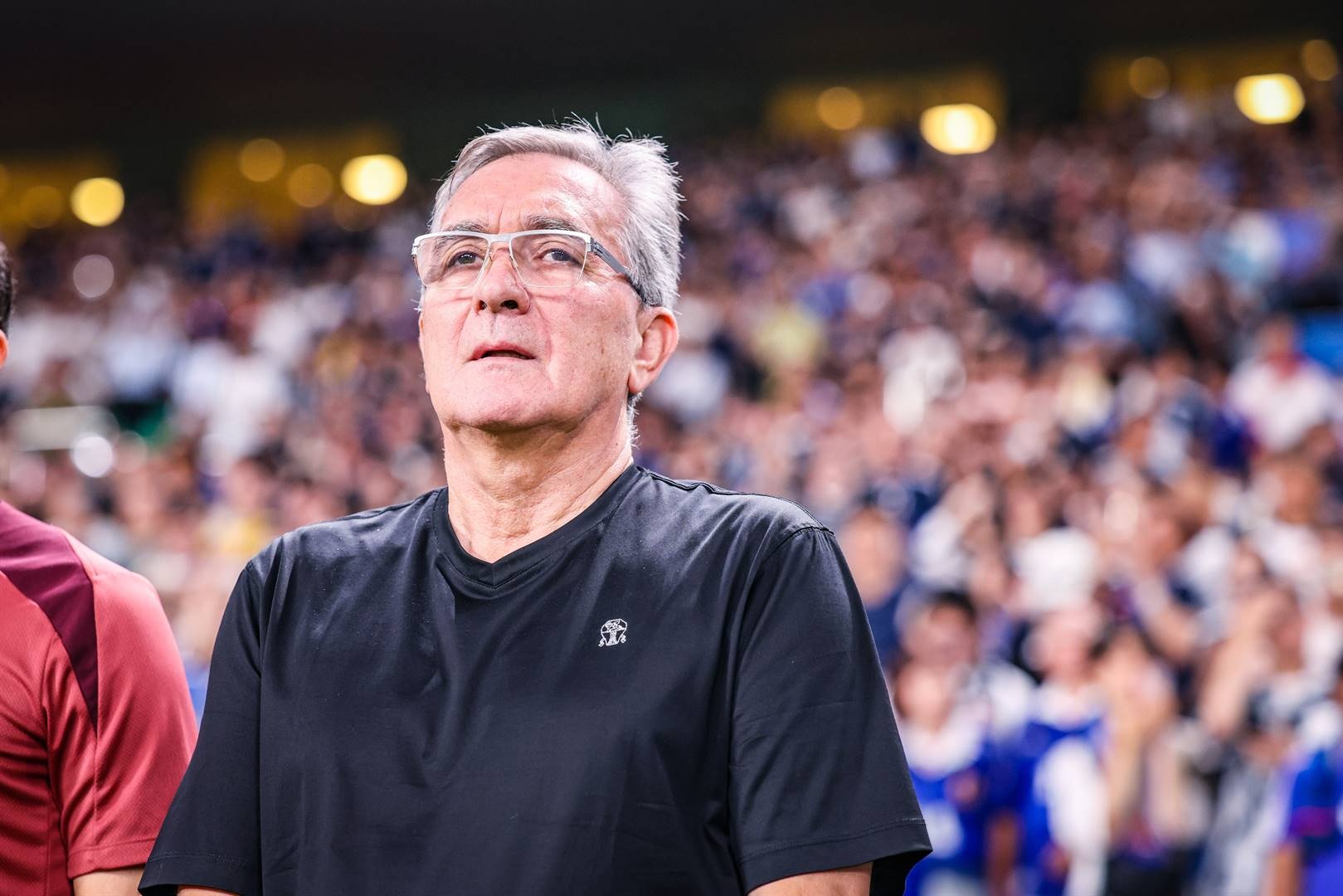 HLV tuyen Trung Quoc gap ap luc lon hinh anh