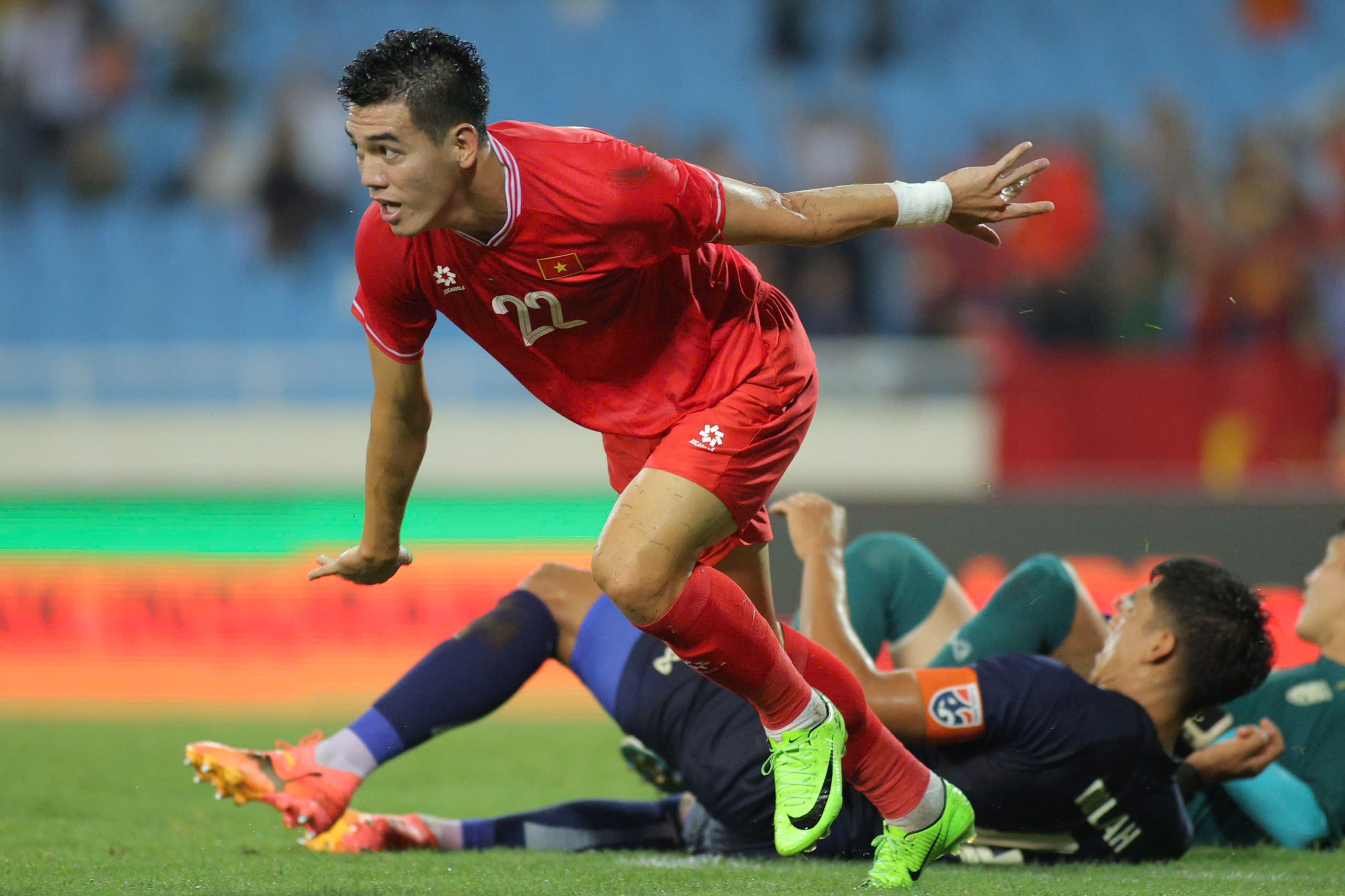 Viet Nam vs Thai Lan anh 1