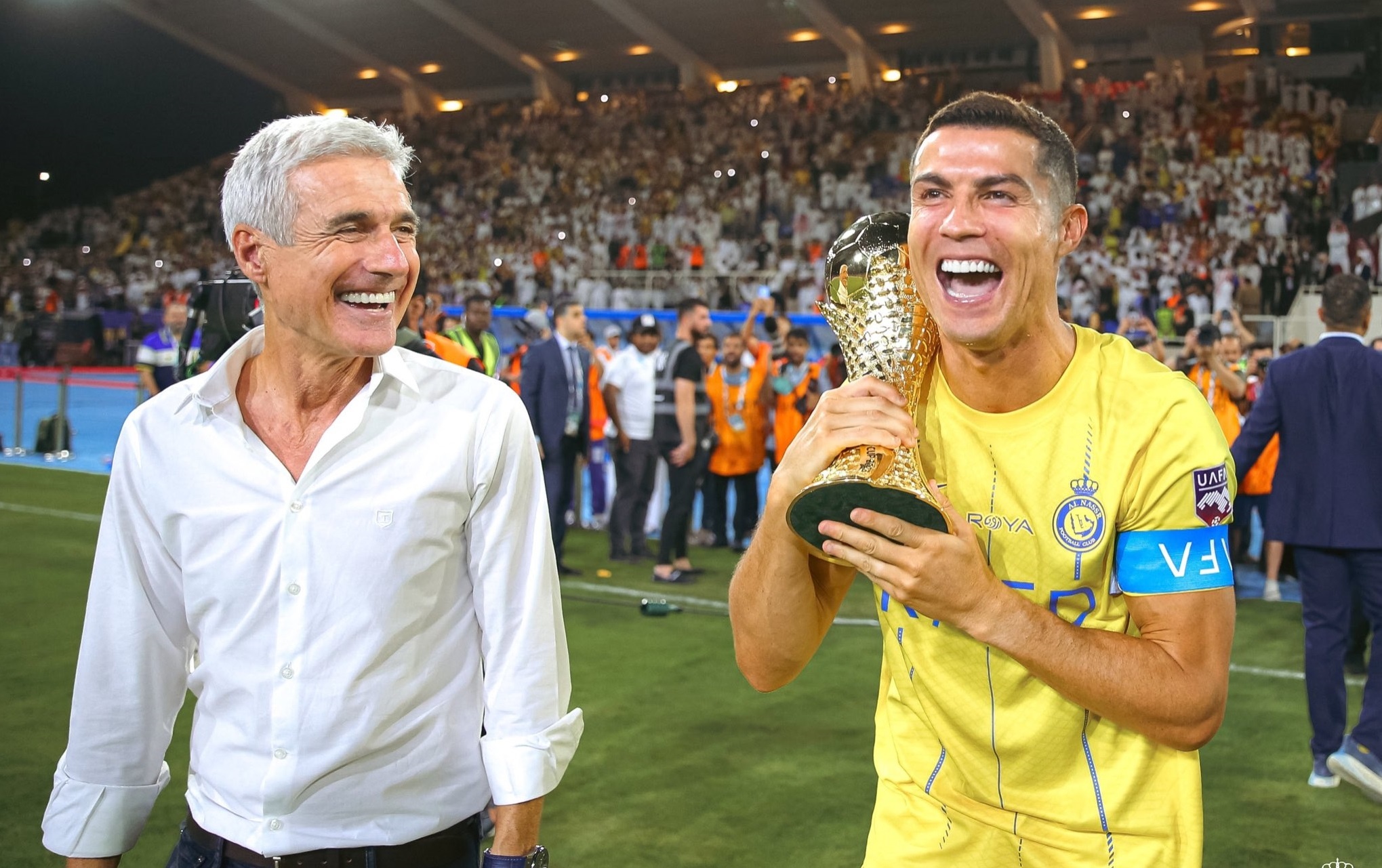 Ronaldo sap co HLV moi hinh anh