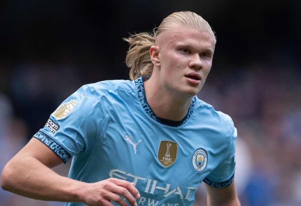 Haaland san bang ky luc cua Ronaldo hinh anh