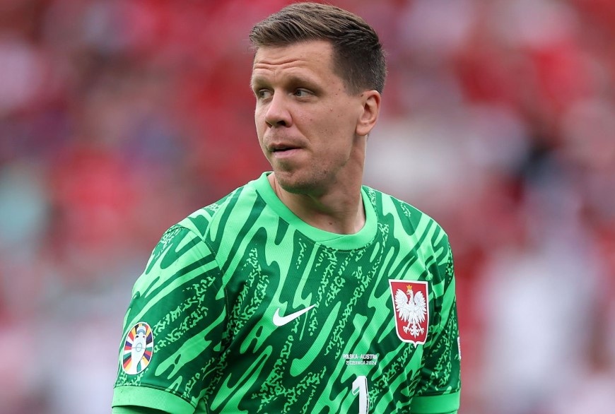 Khac biet giua Szczesny va Ter Stegen hinh anh