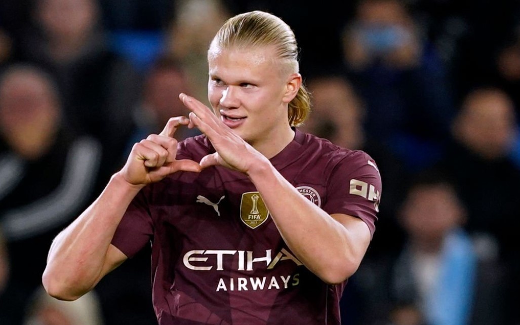 Haaland tao thong ke kho tin tai Champions League hinh anh