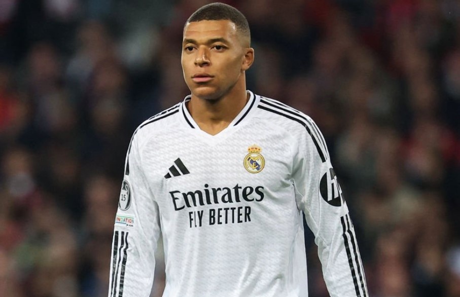 Real Madrid guc nga o Champions League hinh anh