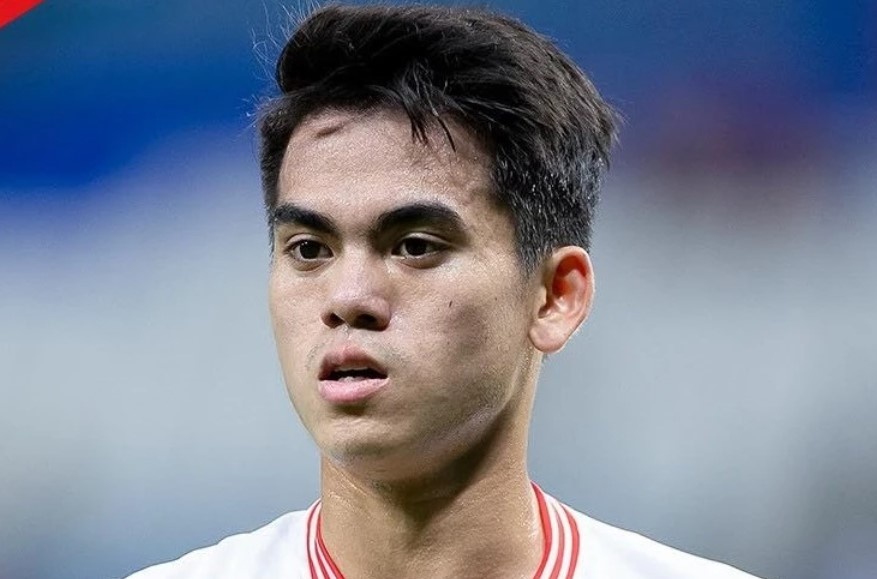 Khuat Van Khang lap sieu pham tai V.League hinh anh