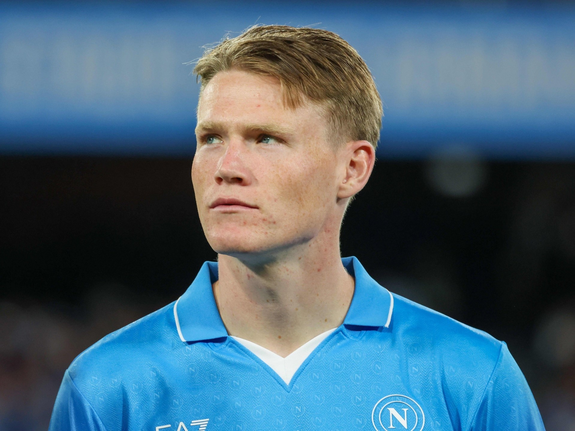 McTominay gay sot tai Napoli hinh anh