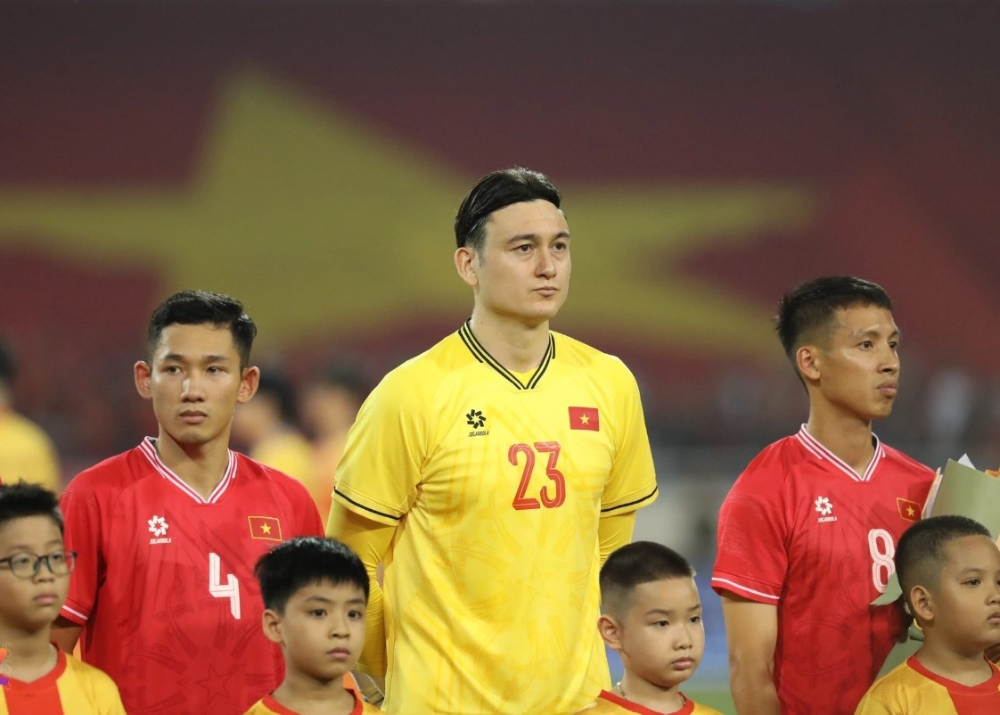 Gia ve tran Viet Nam gap An Do cao nhat la 300.000 dong hinh anh