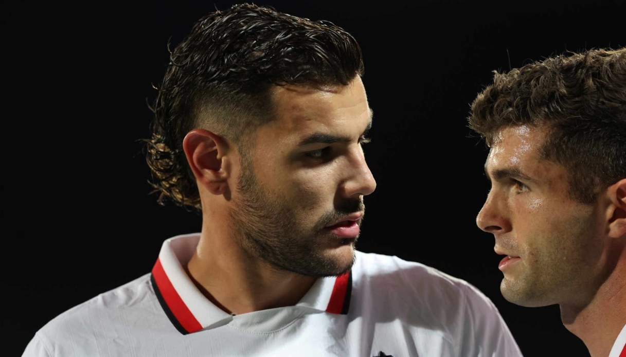 Theo Hernandez khien AC Milan roi loan hinh anh