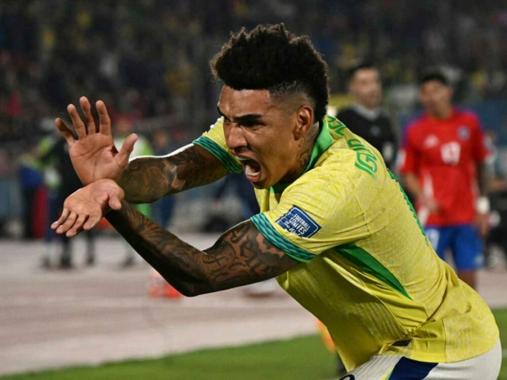 Hai tien dao vo danh giup Brazil tro ve tu vuc tham hinh anh