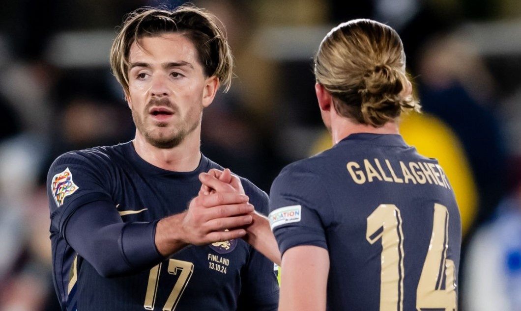 Grealish mat tien khi Trent lap sieu pham hinh anh