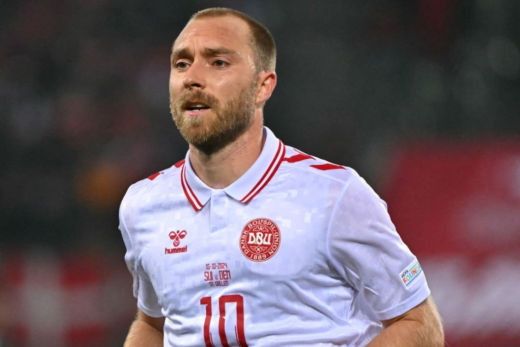 Eriksen qua dang gom hinh anh