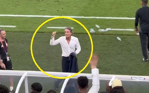 CDV Saudi Arabia noi gian voi HLV Mancini hinh anh