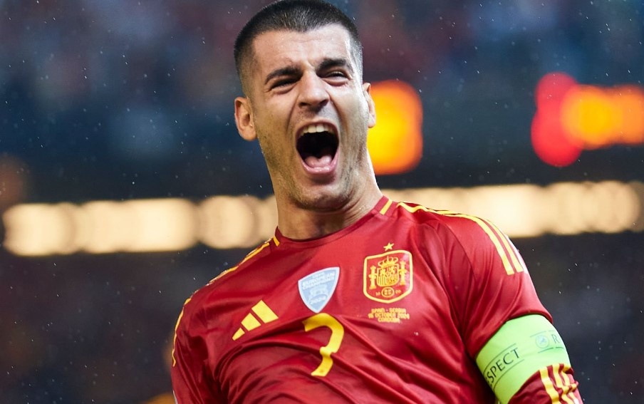 Tay Ban Nha thi uy suc manh hinh anh