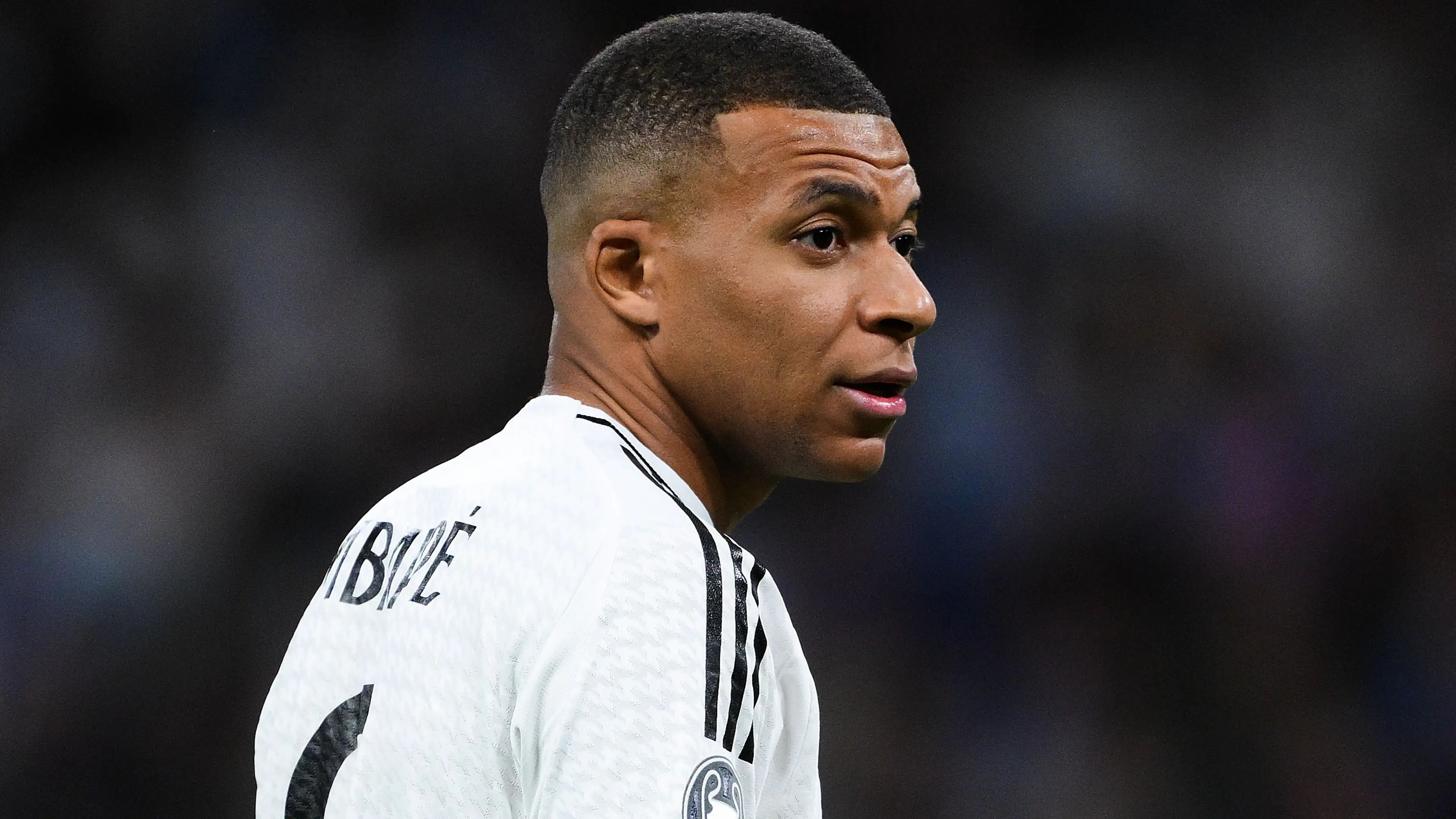 Tiec nuoi cua Mbappe hinh anh