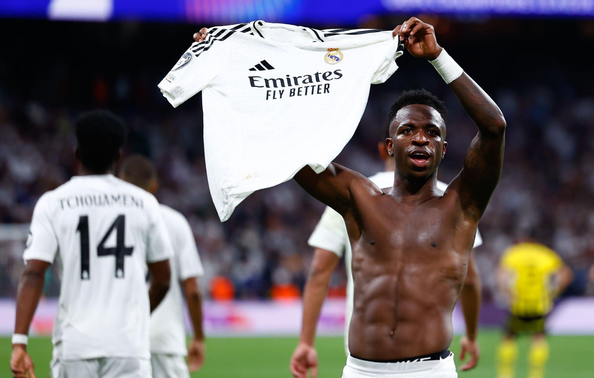 Vinicius tai hien khoanh khac huyen thoai cua Ronaldo hinh anh