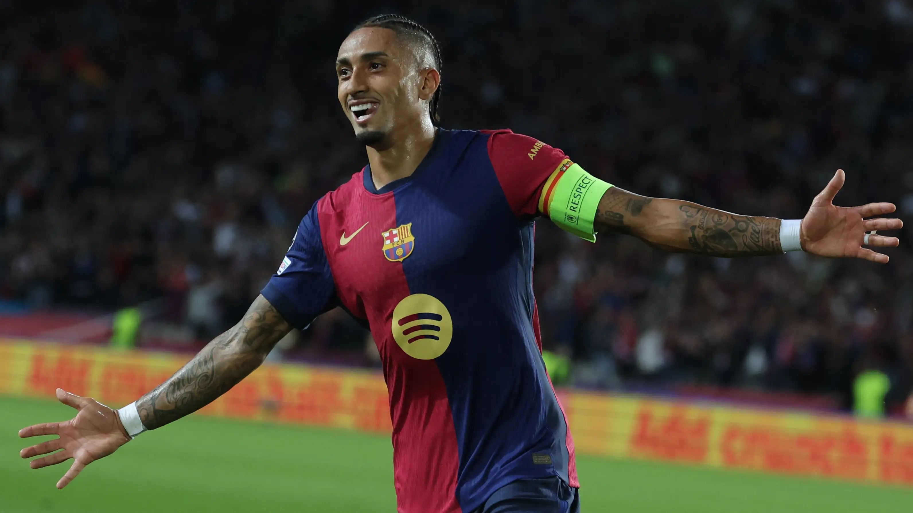 Truyen thong the gioi nga mu truoc Barcelona hinh anh